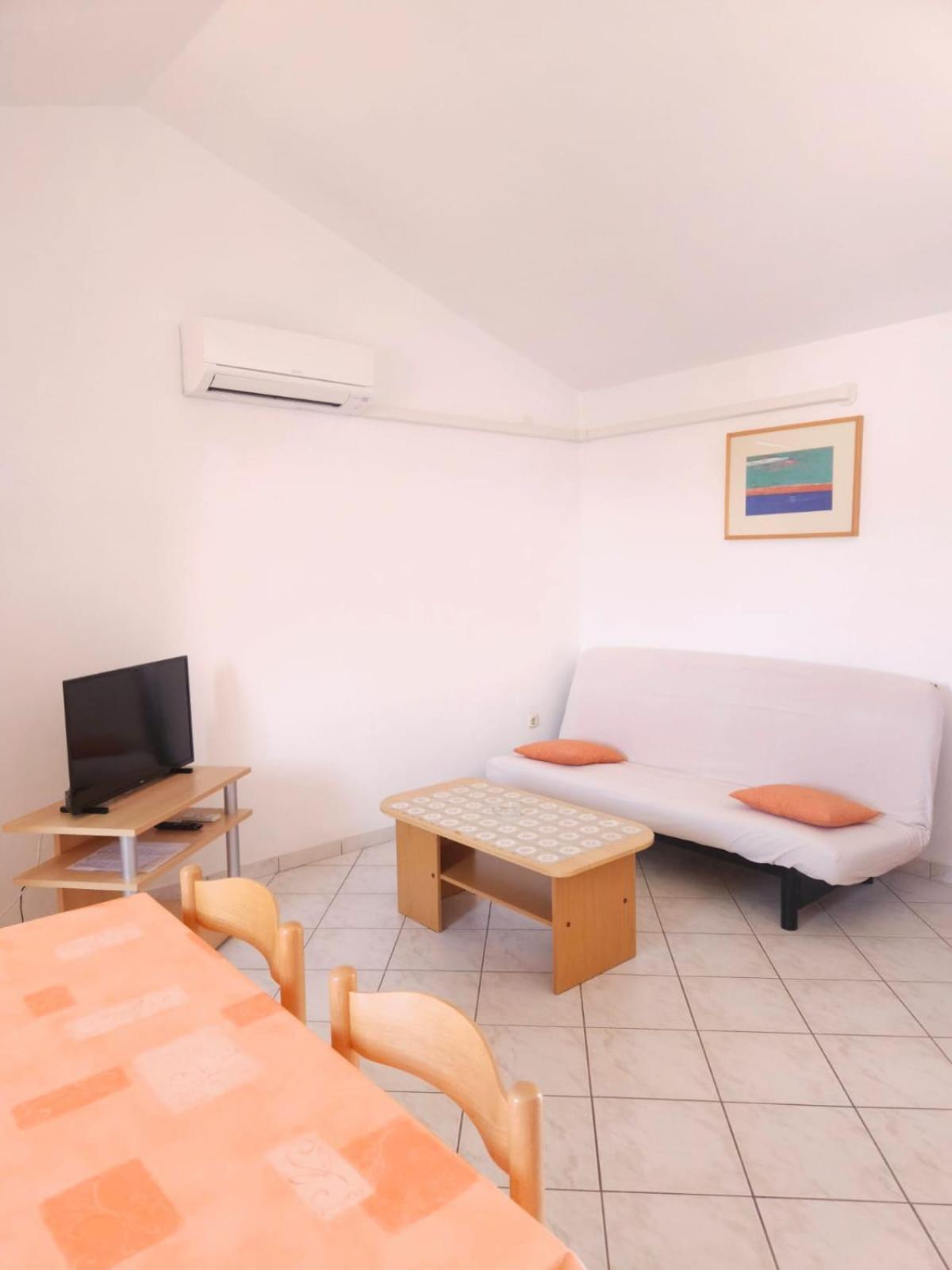 Lorena Apartments In Pula Extérieur photo